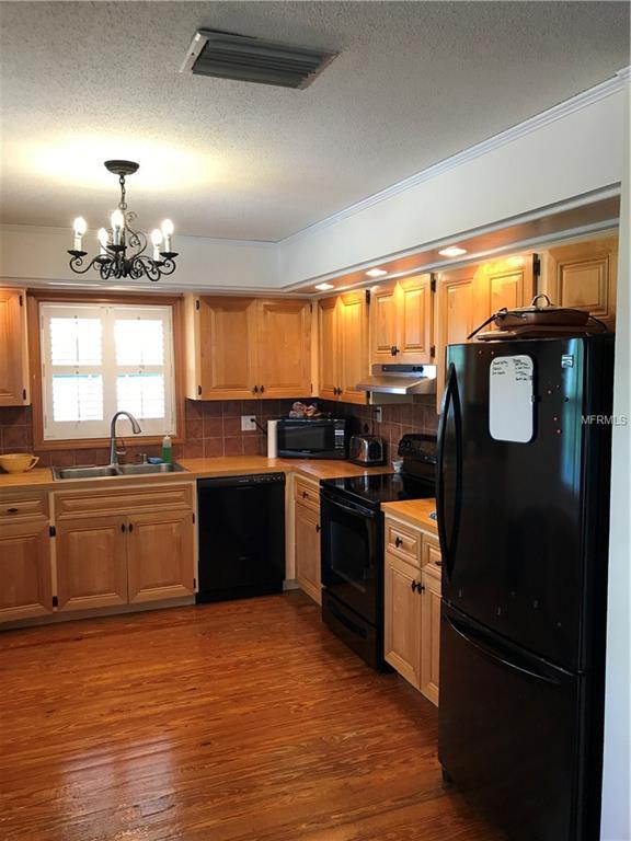 108 12TH STREET BELLEAIR BEACH, Florida 33786, 4 Bedrooms Bedrooms, 7 Rooms Rooms,3 BathroomsBathrooms,Residential,For sale,12TH,U7829843