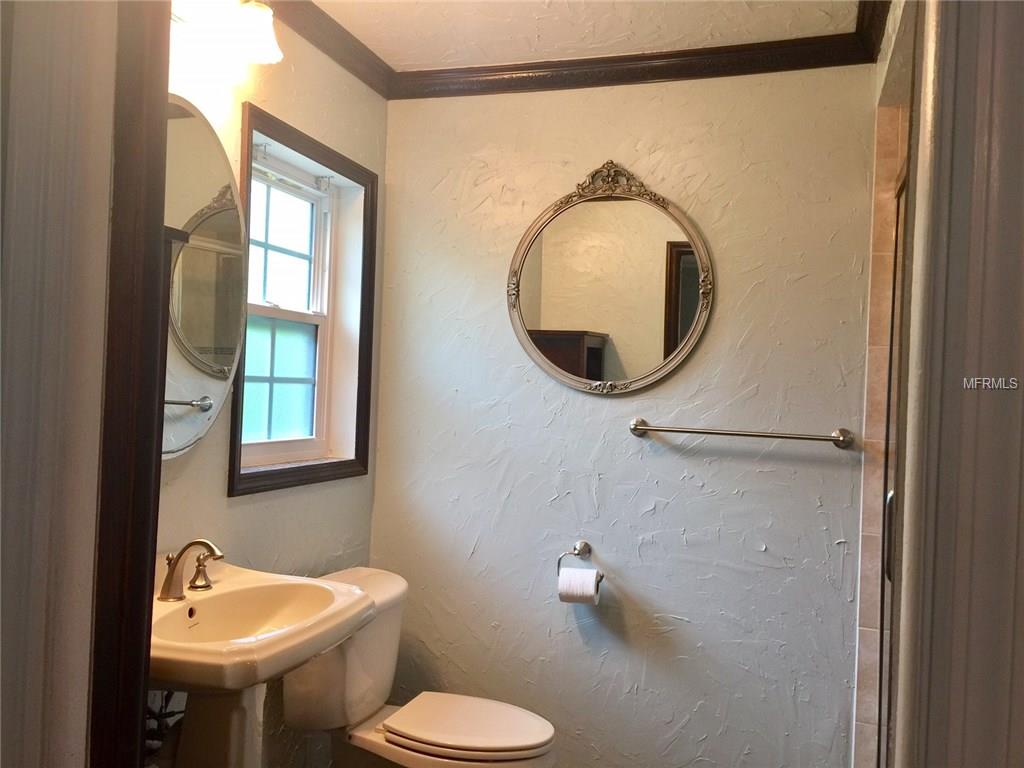 108 12TH STREET BELLEAIR BEACH, Florida 33786, 4 Bedrooms Bedrooms, 7 Rooms Rooms,3 BathroomsBathrooms,Residential,For sale,12TH,U7829843