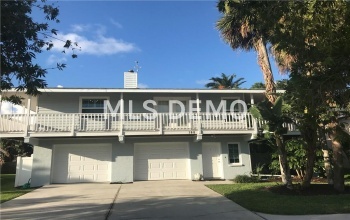 108 12TH STREET BELLEAIR BEACH, Florida 33786, 4 Bedrooms Bedrooms, 7 Rooms Rooms,3 BathroomsBathrooms,Residential,For sale,12TH,U7829843