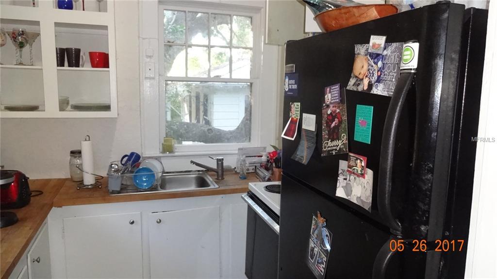 617 BROADWAY, DUNEDIN, Florida 34698, ,Income,For sale,BROADWAY,U7820486