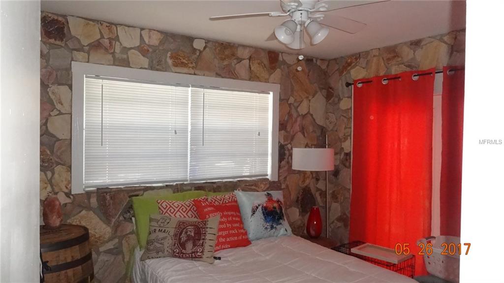 617 BROADWAY, DUNEDIN, Florida 34698, ,Income,For sale,BROADWAY,U7820486