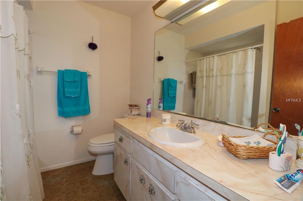 1094 BAY HARBOR DRIVE, ENGLEWOOD, Florida 34224, 2 Bedrooms Bedrooms, 6 Rooms Rooms,2 BathroomsBathrooms,Residential,For sale,BAY HARBOR,D5920315