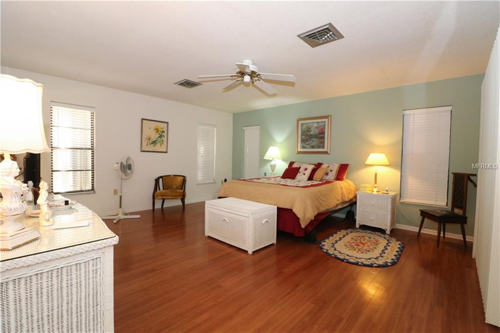 1094 BAY HARBOR DRIVE, ENGLEWOOD, Florida 34224, 2 Bedrooms Bedrooms, 6 Rooms Rooms,2 BathroomsBathrooms,Residential,For sale,BAY HARBOR,D5920315