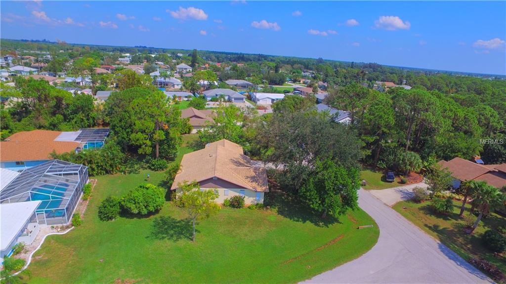 1094 BAY HARBOR DRIVE, ENGLEWOOD, Florida 34224, 2 Bedrooms Bedrooms, 6 Rooms Rooms,2 BathroomsBathrooms,Residential,For sale,BAY HARBOR,D5920315