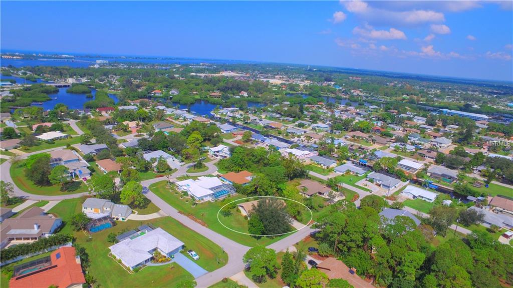 1094 BAY HARBOR DRIVE, ENGLEWOOD, Florida 34224, 2 Bedrooms Bedrooms, 6 Rooms Rooms,2 BathroomsBathrooms,Residential,For sale,BAY HARBOR,D5920315