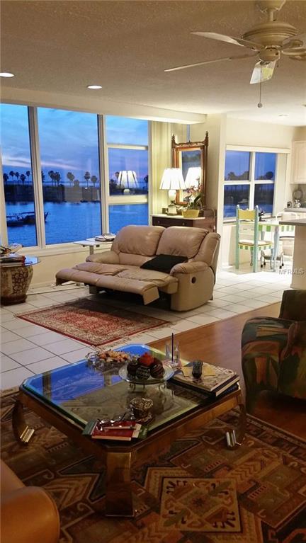 226 GOLDEN GATE POINT, SARASOTA, Florida 34236, 2 Bedrooms Bedrooms, 3 Rooms Rooms,2 BathroomsBathrooms,Rental,For Rent,GOLDEN GATE,A4205467