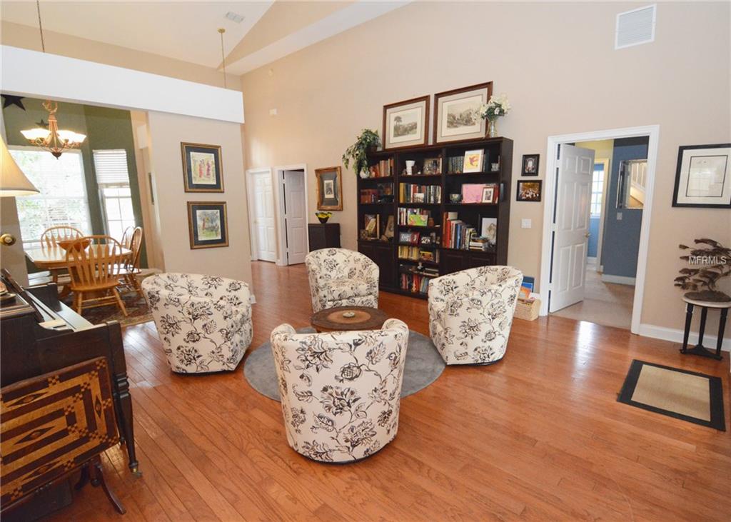 3081 HEARTLEAF PLACE, WINTER PARK, Florida 32792, 5 Bedrooms Bedrooms, 10 Rooms Rooms,3 BathroomsBathrooms,Residential,For sale,HEARTLEAF,O5545516