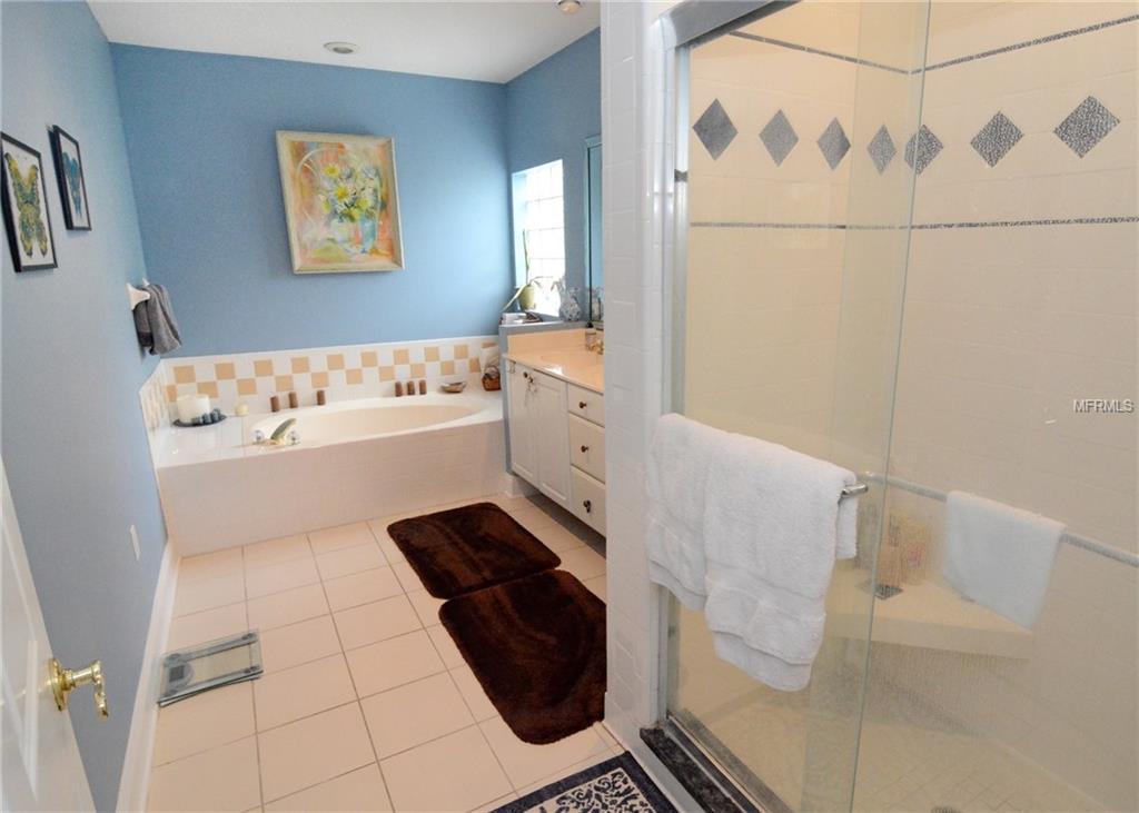 3081 HEARTLEAF PLACE, WINTER PARK, Florida 32792, 5 Bedrooms Bedrooms, 10 Rooms Rooms,3 BathroomsBathrooms,Residential,For sale,HEARTLEAF,O5545516