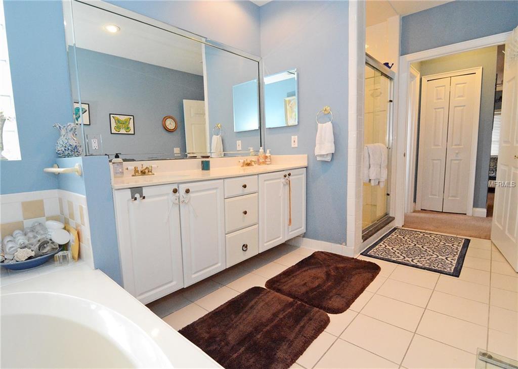 3081 HEARTLEAF PLACE, WINTER PARK, Florida 32792, 5 Bedrooms Bedrooms, 10 Rooms Rooms,3 BathroomsBathrooms,Residential,For sale,HEARTLEAF,O5545516