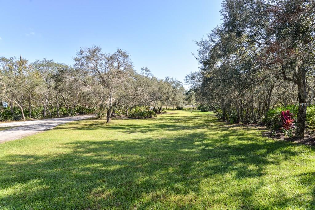 1610 SCRUB JAY TRAIL, FROSTPROOF, Florida 33843, 3 Bedrooms Bedrooms, 9 Rooms Rooms,2 BathroomsBathrooms,Residential,For sale,SCRUB JAY,P4718201