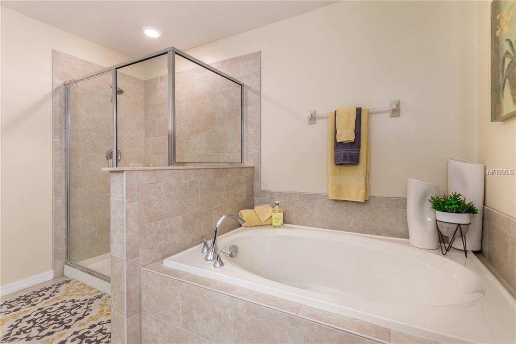 13207 ROYAL PINES AVENUE, RIVERVIEW, Florida 33579, 6 Bedrooms Bedrooms, 9 Rooms Rooms,3 BathroomsBathrooms,Residential,For sale,ROYAL PINES,T2922038