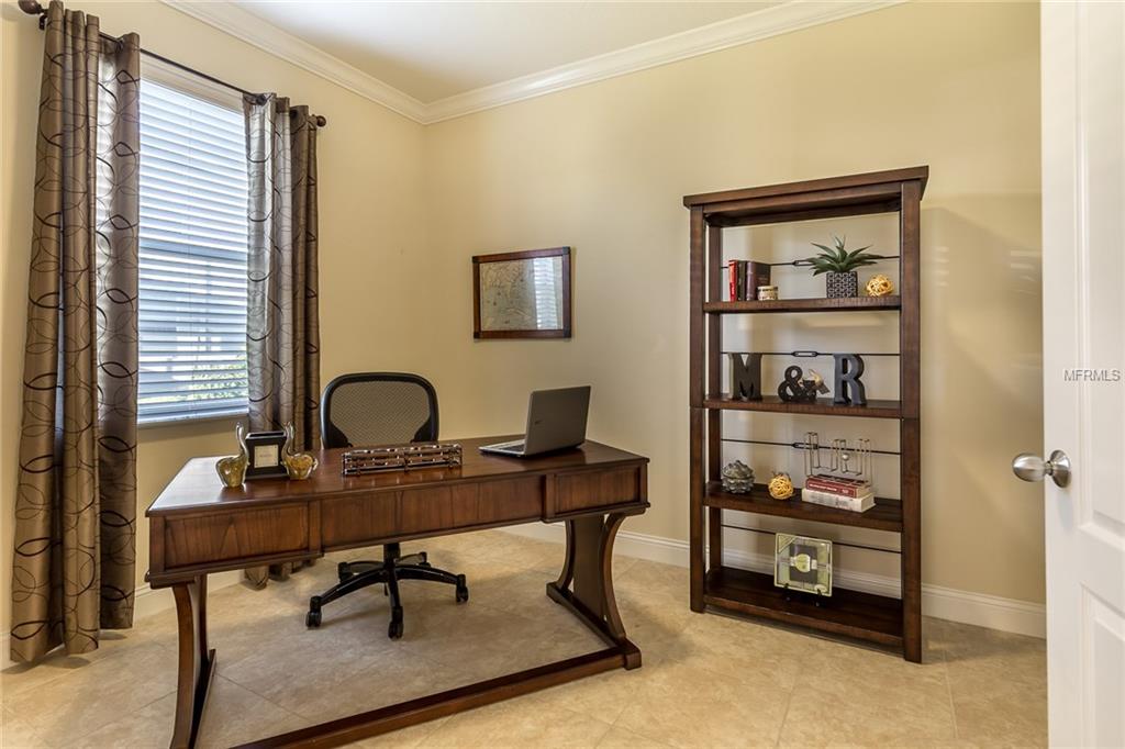 13207 ROYAL PINES AVENUE, RIVERVIEW, Florida 33579, 6 Bedrooms Bedrooms, 9 Rooms Rooms,3 BathroomsBathrooms,Residential,For sale,ROYAL PINES,T2922038