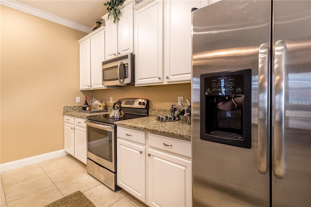 13207 ROYAL PINES AVENUE, RIVERVIEW, Florida 33579, 6 Bedrooms Bedrooms, 9 Rooms Rooms,3 BathroomsBathrooms,Residential,For sale,ROYAL PINES,T2922038