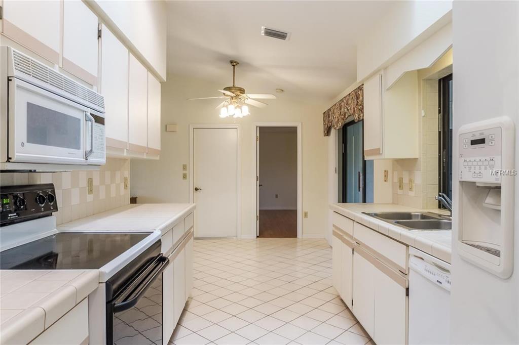 384 WATERSIDE STREET, PORT CHARLOTTE, Florida 33954, 2 Bedrooms Bedrooms, 5 Rooms Rooms,2 BathroomsBathrooms,Residential,For sale,WATERSIDE,N5915874