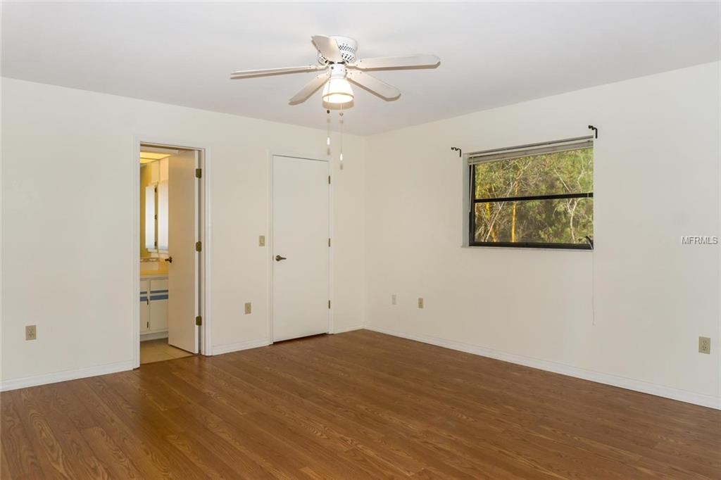 384 WATERSIDE STREET, PORT CHARLOTTE, Florida 33954, 2 Bedrooms Bedrooms, 5 Rooms Rooms,2 BathroomsBathrooms,Residential,For sale,WATERSIDE,N5915874