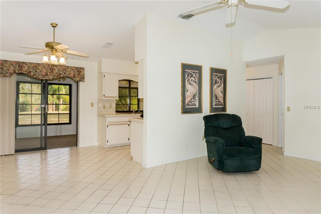 384 WATERSIDE STREET, PORT CHARLOTTE, Florida 33954, 2 Bedrooms Bedrooms, 5 Rooms Rooms,2 BathroomsBathrooms,Residential,For sale,WATERSIDE,N5915874