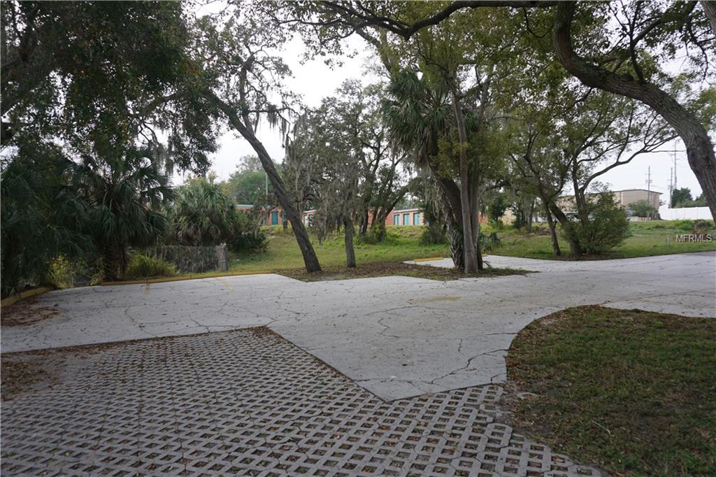 536 E TARPON AVENUE, TARPON SPRINGS, Florida 34689, ,Commercial,For sale,TARPON,U7842899