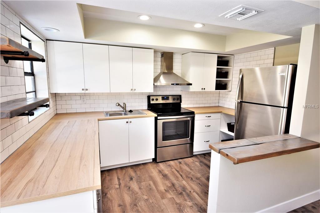 1050 BARCLAY DRIVE, COCOA, Florida 32927, 3 Bedrooms Bedrooms, 3 Rooms Rooms,2 BathroomsBathrooms,Residential,For sale,BARCLAY,O5557227