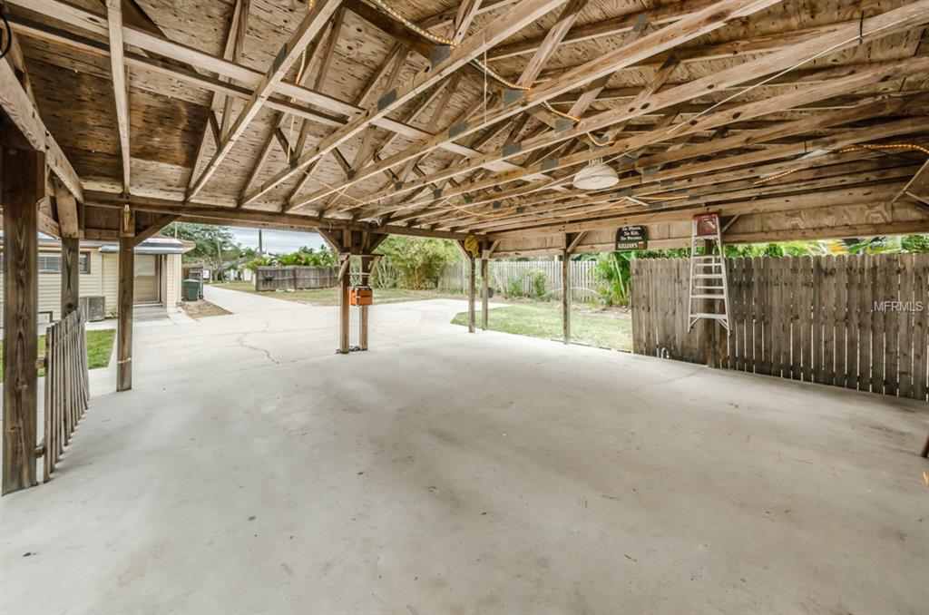 1471 SAN CHRISTOPHER DRIVE, DUNEDIN, Florida 34698, ,Income,For sale,SAN CHRISTOPHER,U7841781