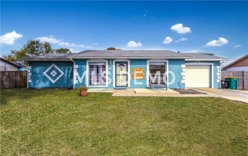 201 LA PAZ DRIVE, KISSIMMEE, Florida 34743, 2 Bedrooms Bedrooms, 6 Rooms Rooms,2 BathroomsBathrooms,Residential,For sale,LA PAZ,O5558161