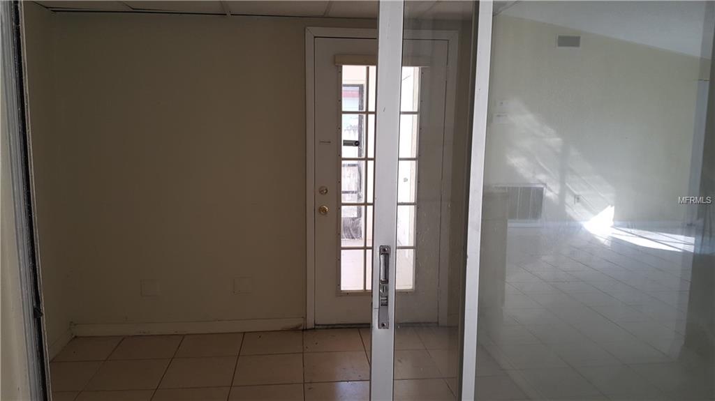 9214 SPY GLASS COURT, TAMPA, Florida 33615, 3 Bedrooms Bedrooms, 8 Rooms Rooms,2 BathroomsBathrooms,Residential,For sale,SPY GLASS,T2926192