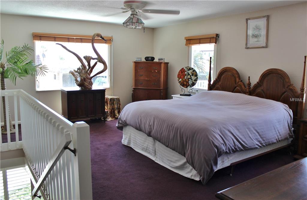 134 178TH AVENUE W, REDINGTON SHORES, Florida 33708, ,Income,For sale,178TH,U7843721