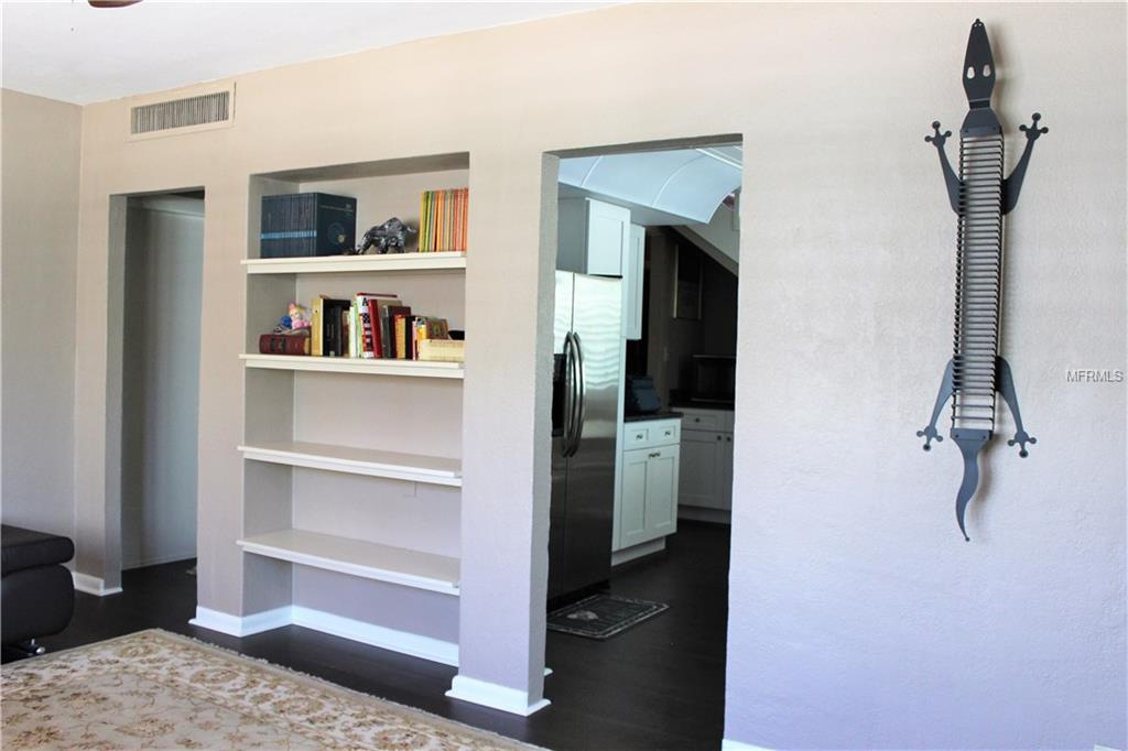 134 178TH AVENUE W, REDINGTON SHORES, Florida 33708, ,Income,For sale,178TH,U7843721