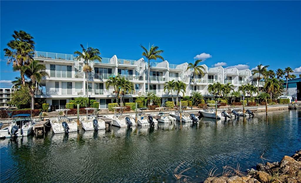 8226 HARBORSIDE CIRCLE, ENGLEWOOD, Florida 34224, 3 Bedrooms Bedrooms, 4 Rooms Rooms,3 BathroomsBathrooms,Residential,For sale,HARBORSIDE,A4209217