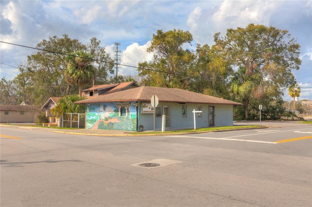 201 W VOORHIS AVENUE, DELAND, Florida 32720, ,Commercial,For sale,VOORHIS,V4722945