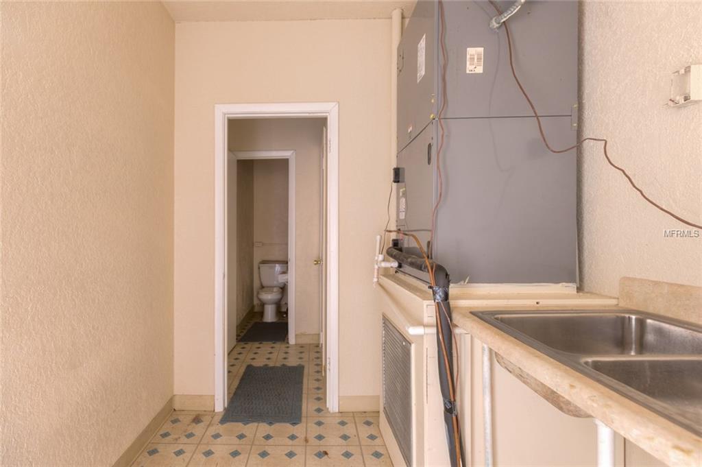 201 W VOORHIS AVENUE, DELAND, Florida 32720, ,Commercial,For sale,VOORHIS,V4722945