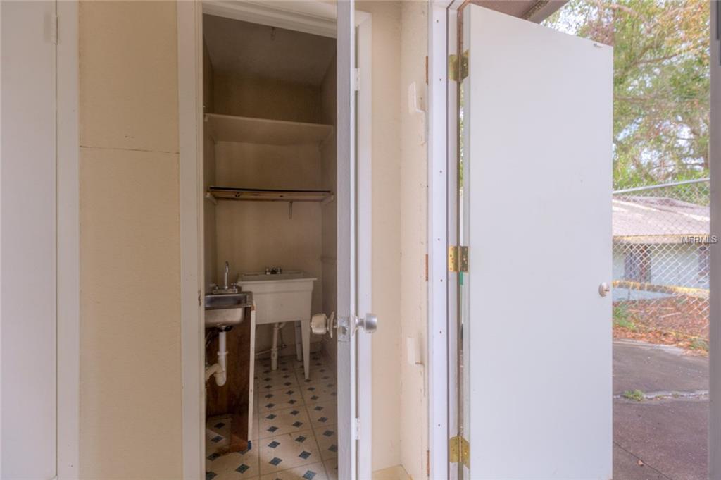 201 W VOORHIS AVENUE, DELAND, Florida 32720, ,Commercial,For sale,VOORHIS,V4722945