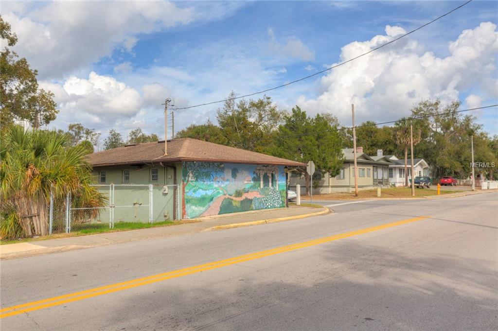 201 W VOORHIS AVENUE, DELAND, Florida 32720, ,Commercial,For sale,VOORHIS,V4722945