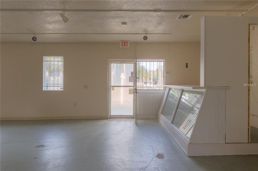 201 W VOORHIS AVENUE, DELAND, Florida 32720, ,Commercial,For sale,VOORHIS,V4722945