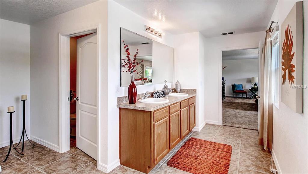 11807 MYRTLE ROCK DRIVE, RIVERVIEW, Florida 33578, 4 Bedrooms Bedrooms, 6 Rooms Rooms,2 BathroomsBathrooms,Residential,For sale,MYRTLE ROCK,T2928458