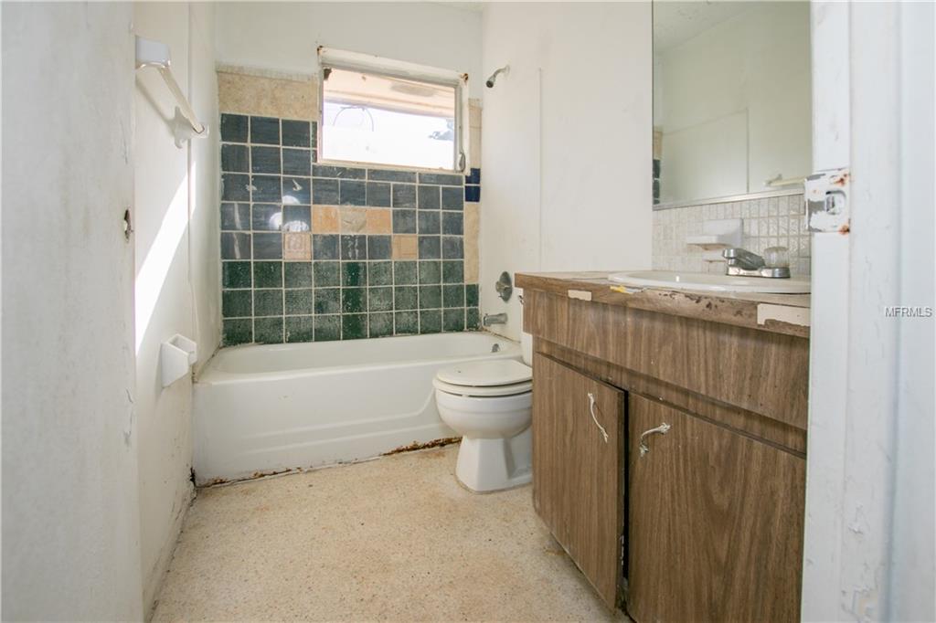 1732 8TH STREET, SARASOTA, Florida 34236, ,Income,For sale,8TH,A4207952