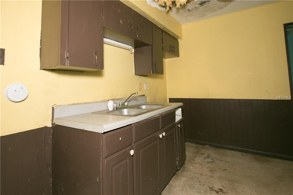 1732 8TH STREET, SARASOTA, Florida 34236, ,Income,For sale,8TH,A4207952