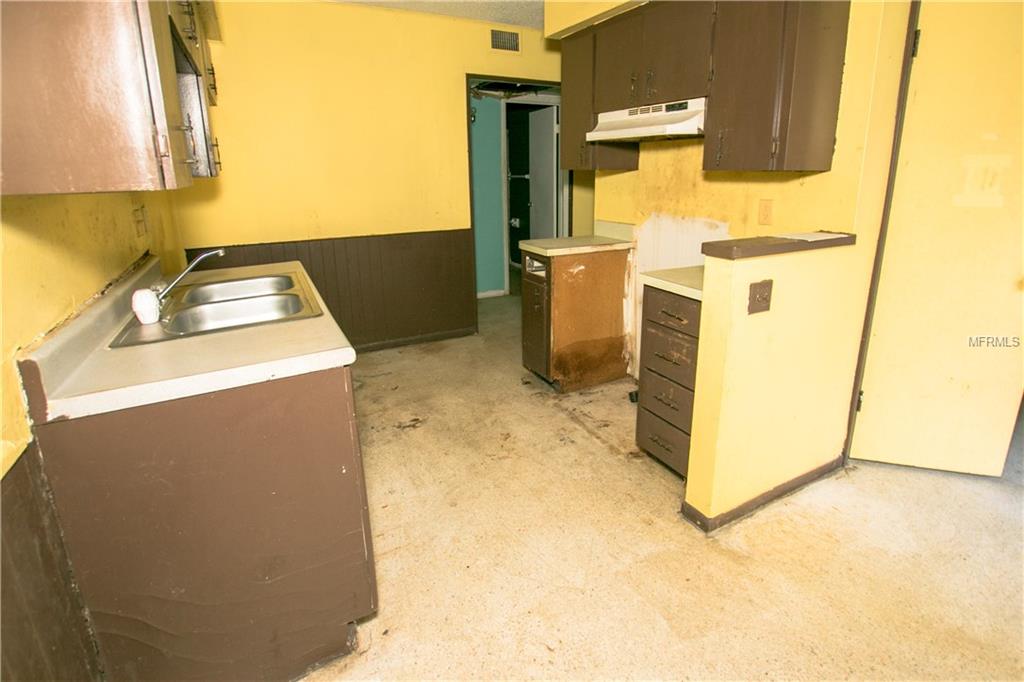 1732 8TH STREET, SARASOTA, Florida 34236, ,Income,For sale,8TH,A4207952