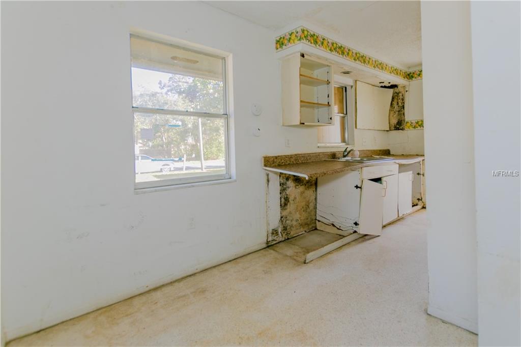 1732 8TH STREET, SARASOTA, Florida 34236, ,Income,For sale,8TH,A4207952