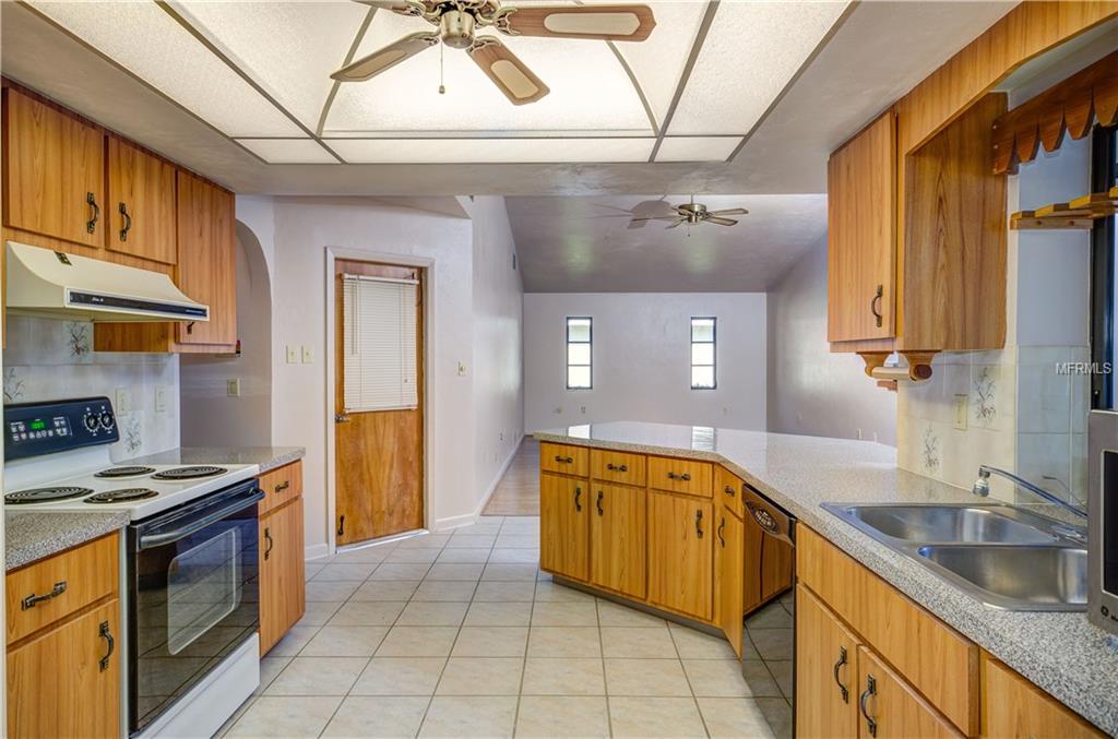 18424 YARBROUGH AVENUE, PORT CHARLOTTE, Florida 33948, 2 Bedrooms Bedrooms, 8 Rooms Rooms,2 BathroomsBathrooms,Residential,For sale,YARBROUGH,C7232051