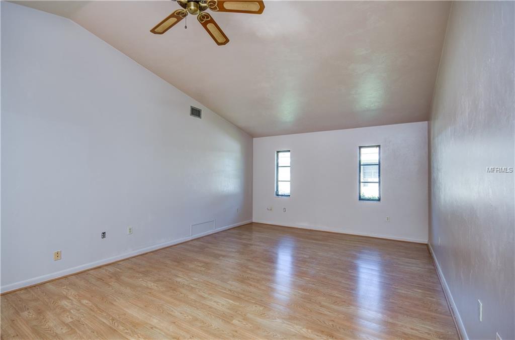 18424 YARBROUGH AVENUE, PORT CHARLOTTE, Florida 33948, 2 Bedrooms Bedrooms, 8 Rooms Rooms,2 BathroomsBathrooms,Residential,For sale,YARBROUGH,C7232051