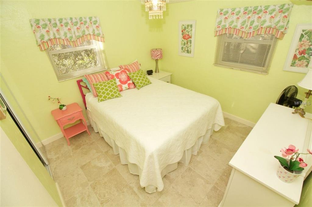 819 E GULF BOULEVARD, INDIAN ROCKS BEACH, Florida 33785, ,Income,For sale,GULF,U7845970