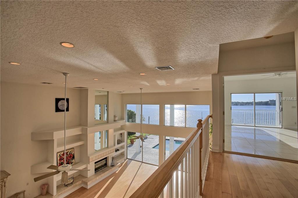 67 WINDWARD ISLAND, CLEARWATER BEACH, Florida 33767, 5 Bedrooms Bedrooms, 4 Rooms Rooms,3 BathroomsBathrooms,Residential,For sale,WINDWARD,U7822545