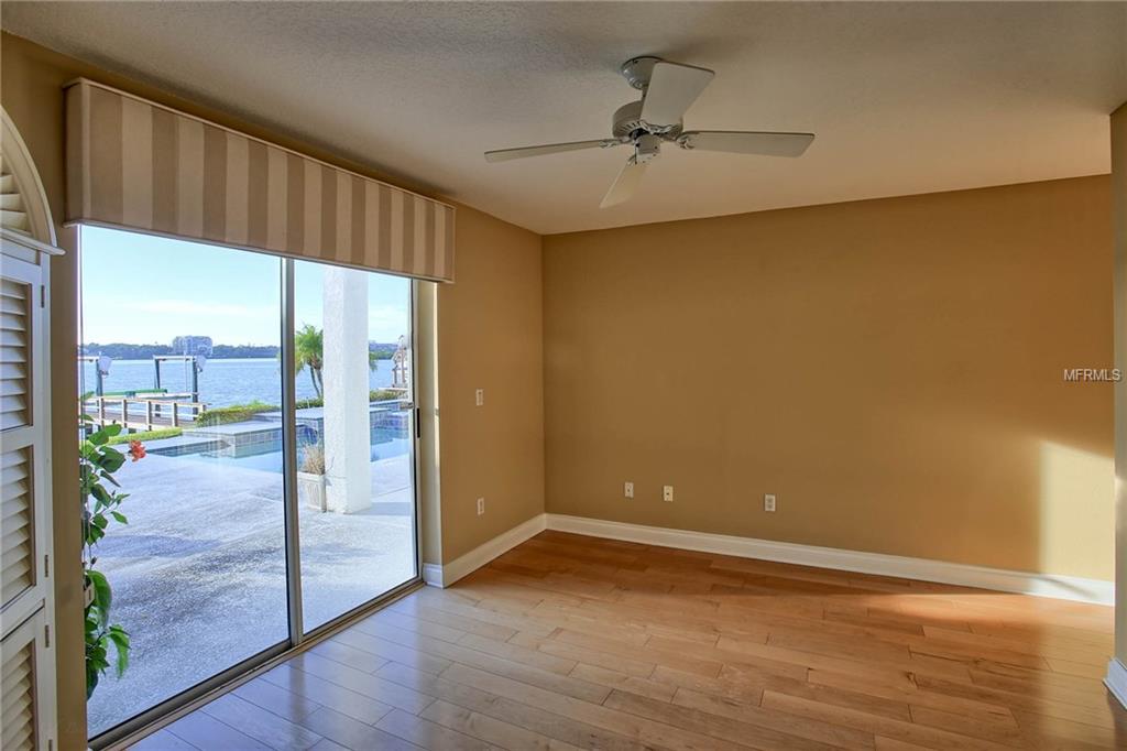 67 WINDWARD ISLAND, CLEARWATER BEACH, Florida 33767, 5 Bedrooms Bedrooms, 4 Rooms Rooms,3 BathroomsBathrooms,Residential,For sale,WINDWARD,U7822545