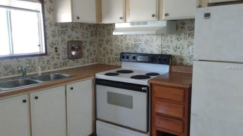 4253 BOMBER ROAD, BARTOW, Florida 33830, ,Income,For sale,BOMBER,O5560335