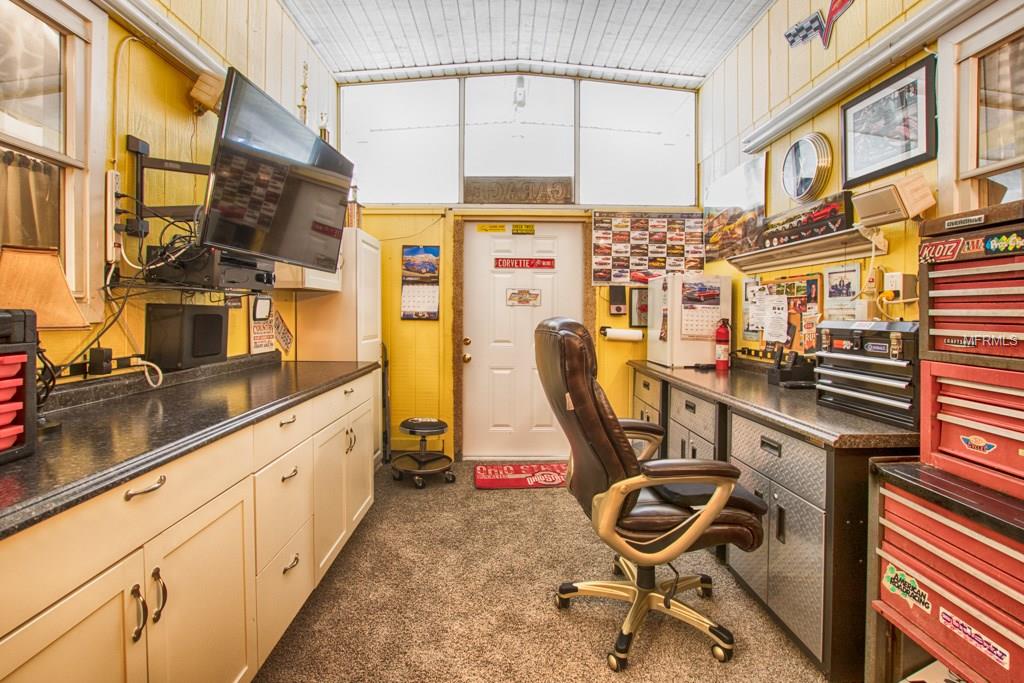 6260 LANDOVER TERRACE, NORTH PORT, Florida 34287, ,Income,For sale,LANDOVER,N5916267