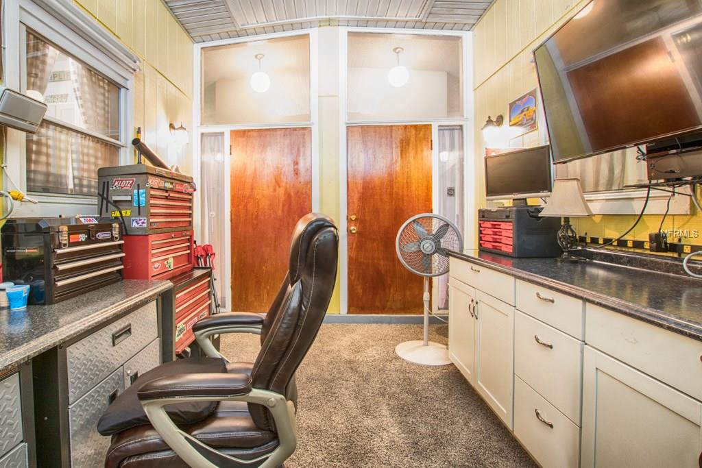 6260 LANDOVER TERRACE, NORTH PORT, Florida 34287, ,Income,For sale,LANDOVER,N5916267