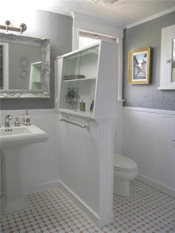 878 S 10TH AVENUE S, ST PETERSBURG, Florida 33701, ,Income,For sale,10TH,U7846931