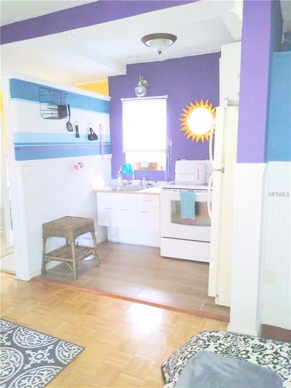 878 S 10TH AVENUE S, ST PETERSBURG, Florida 33701, ,Income,For sale,10TH,U7846931