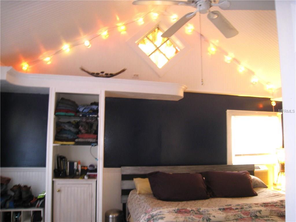 878 S 10TH AVENUE S, ST PETERSBURG, Florida 33701, ,Income,For sale,10TH,U7846931