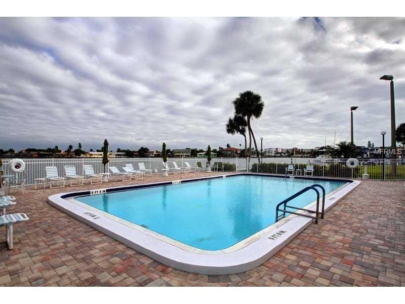 400 64TH AVENUE, ST PETE BEACH, Florida 33706, 2 Bedrooms Bedrooms, 6 Rooms Rooms,2 BathroomsBathrooms,Rental,For Rent,64TH,U7843238